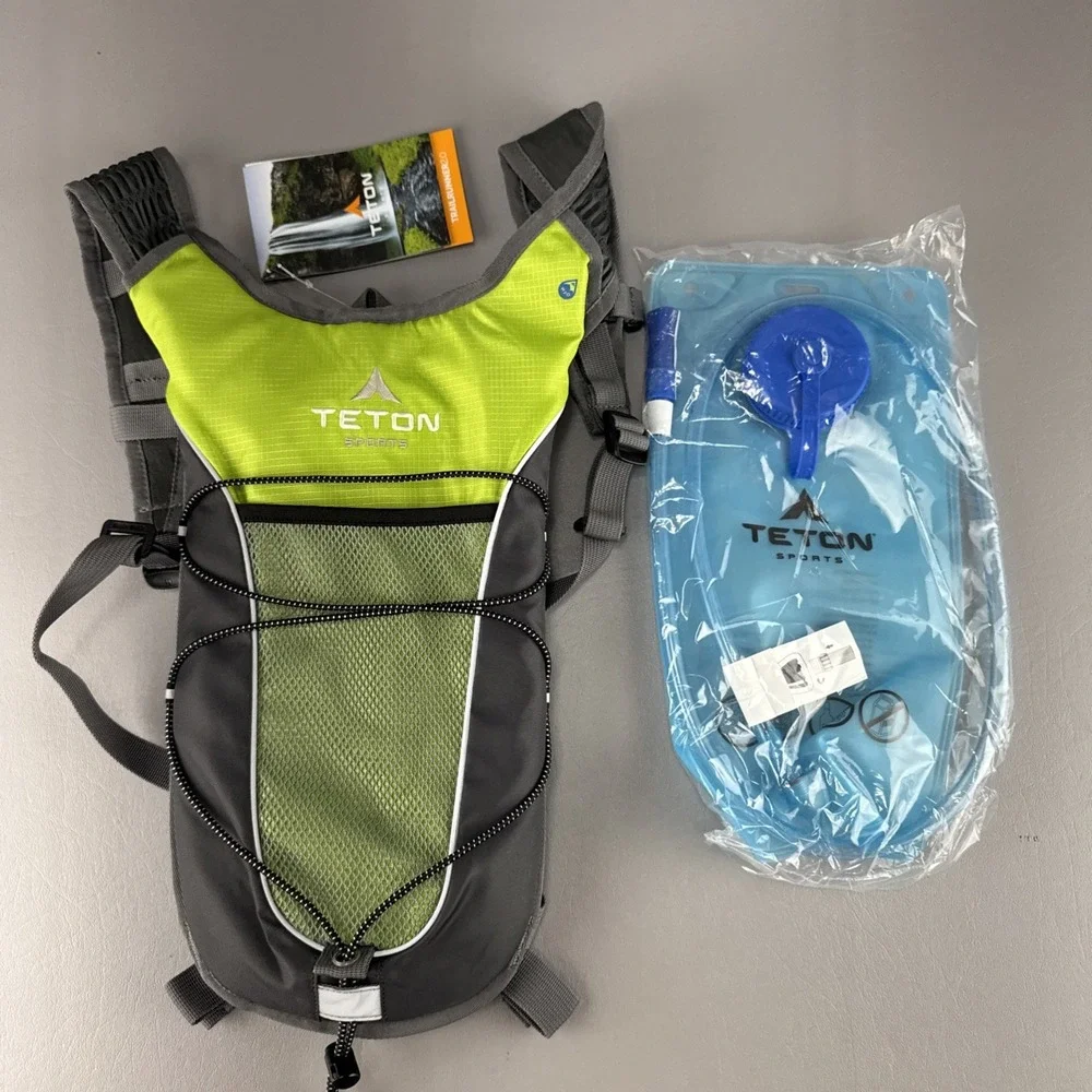 Teton Sports Trail Runner 2.0 Hydration Hiking Backpack Adventure Rugged Minimal