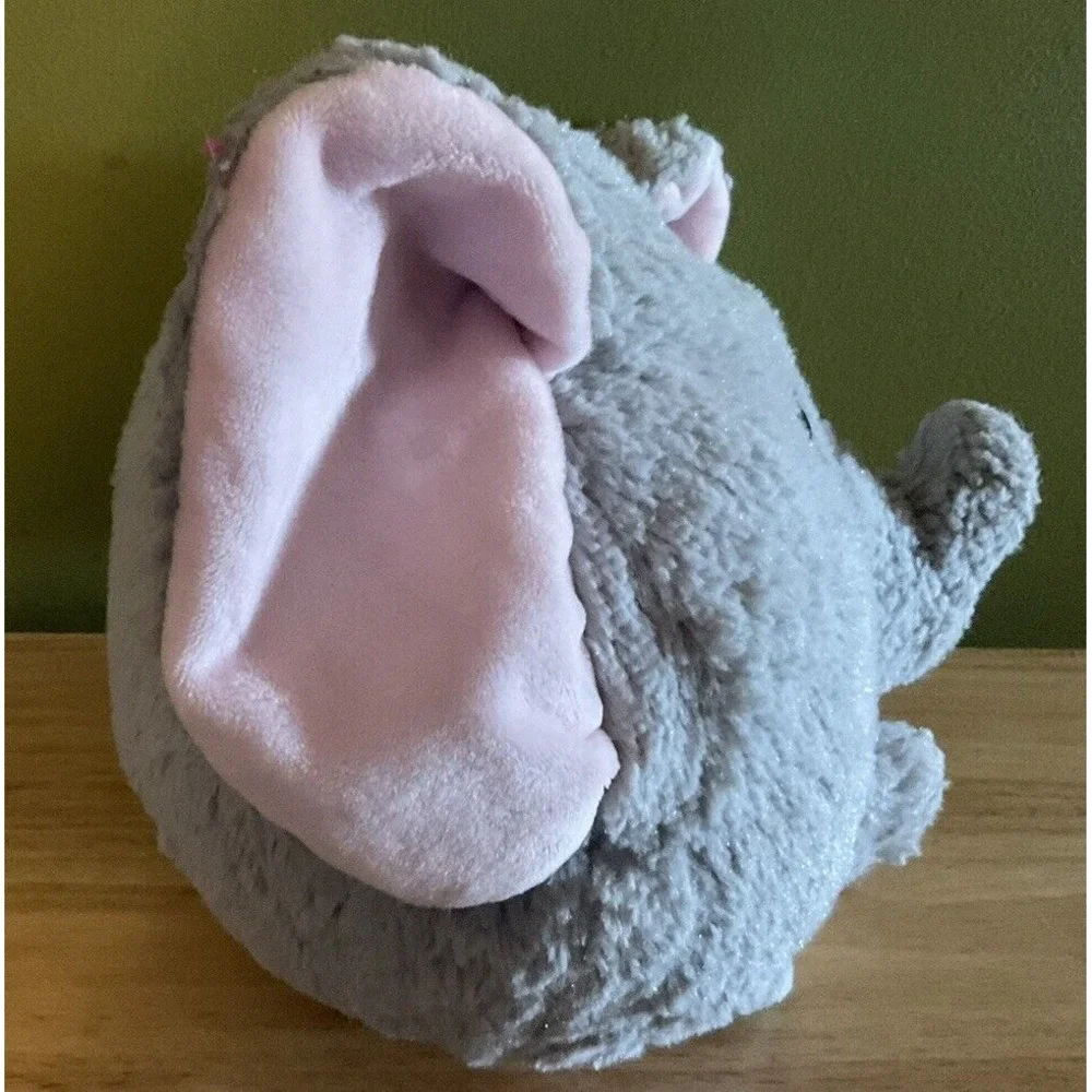 N/A elephant stuffed
