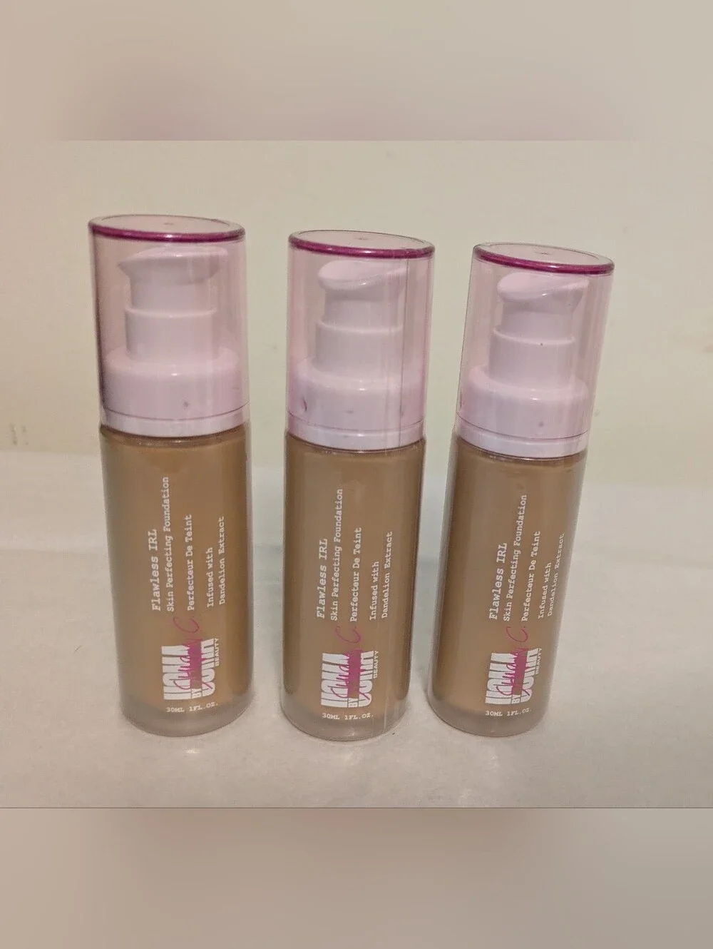 Flawless IRL Skin Perfecting Foundation, UOMA - Cream Shade  #T3