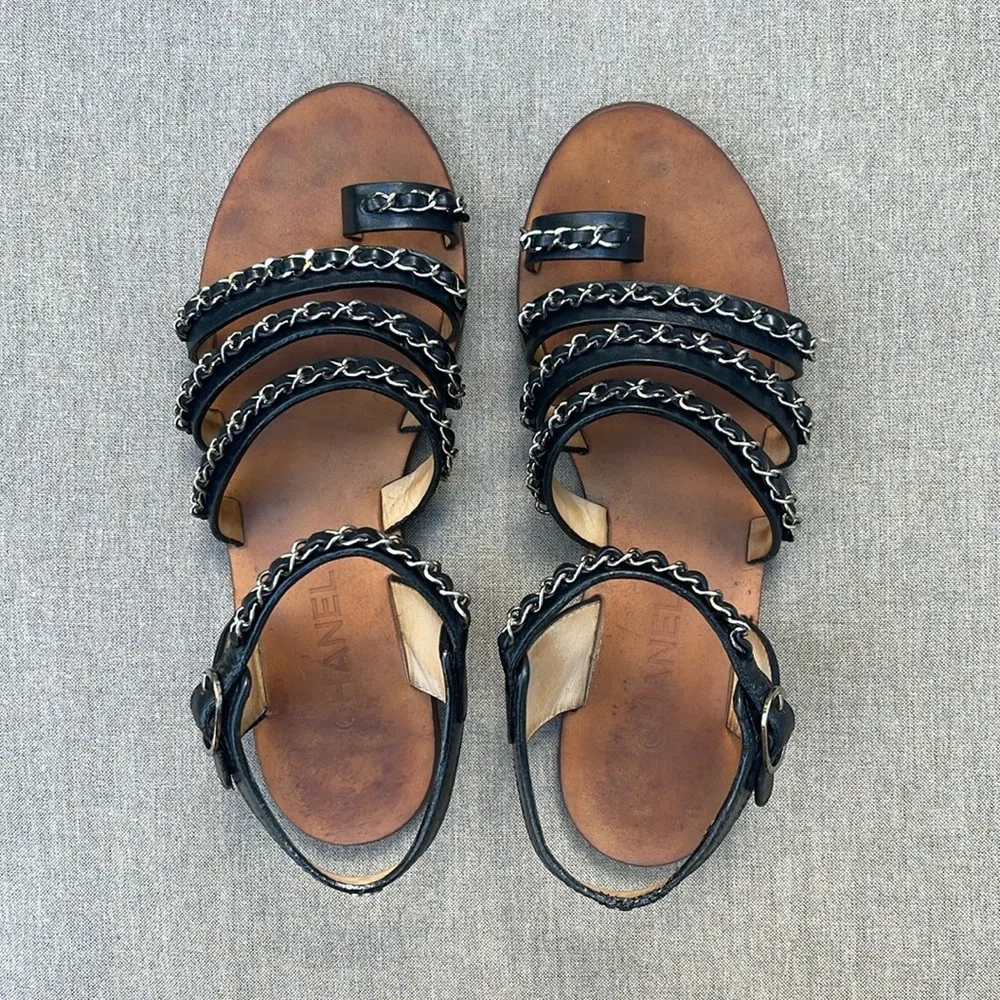 CHANEL flat strappy
