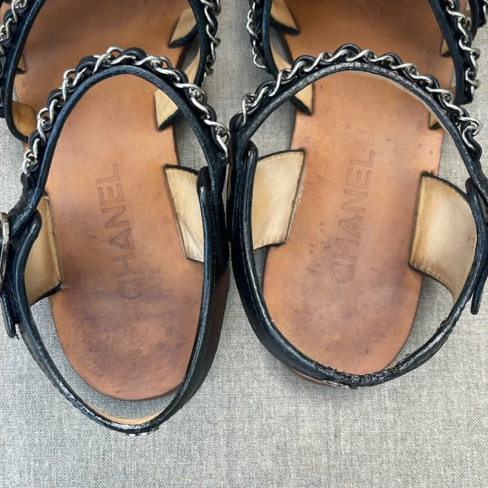 CHANEL flat strappy