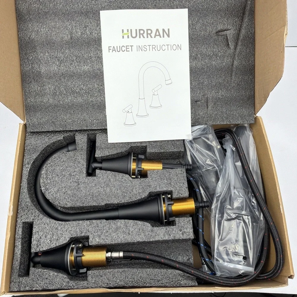 Hurran pack bathroom