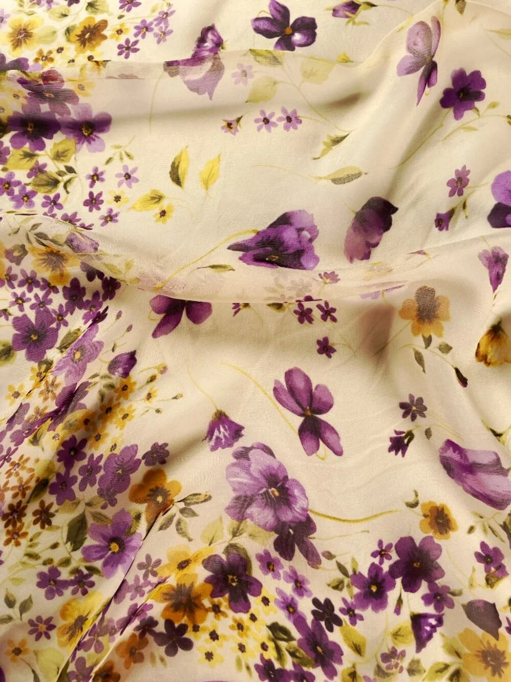 Dolce & Gabbana good includes