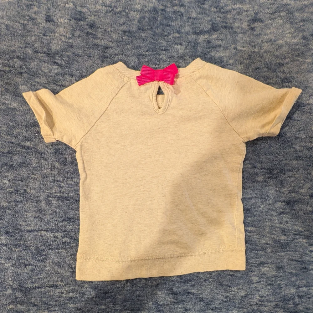 OshKosh Bgosh beige tee