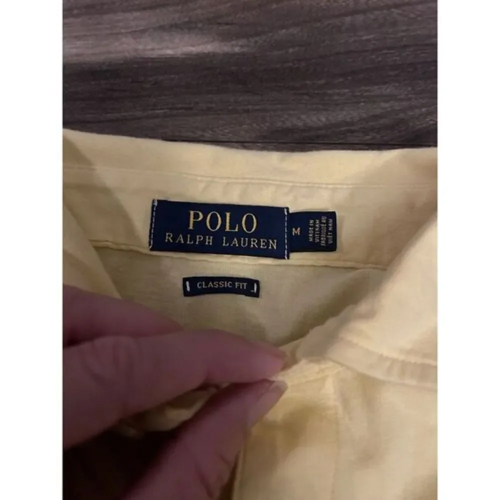 Mens canary‎ yellow Polo Ralph Lauren.  Size M.  light blue logo Classic Fit 117