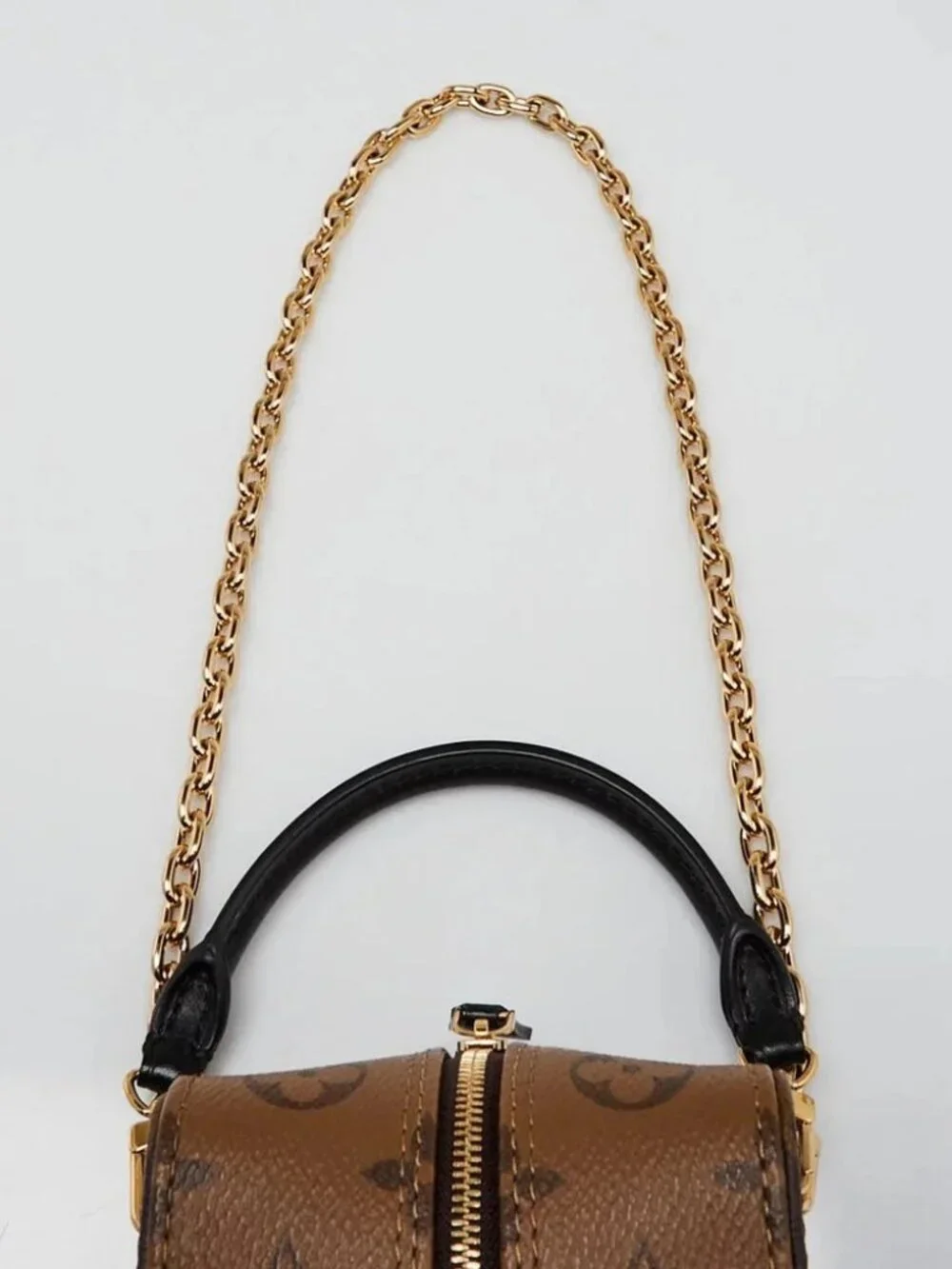 Louis Vuitton description louis