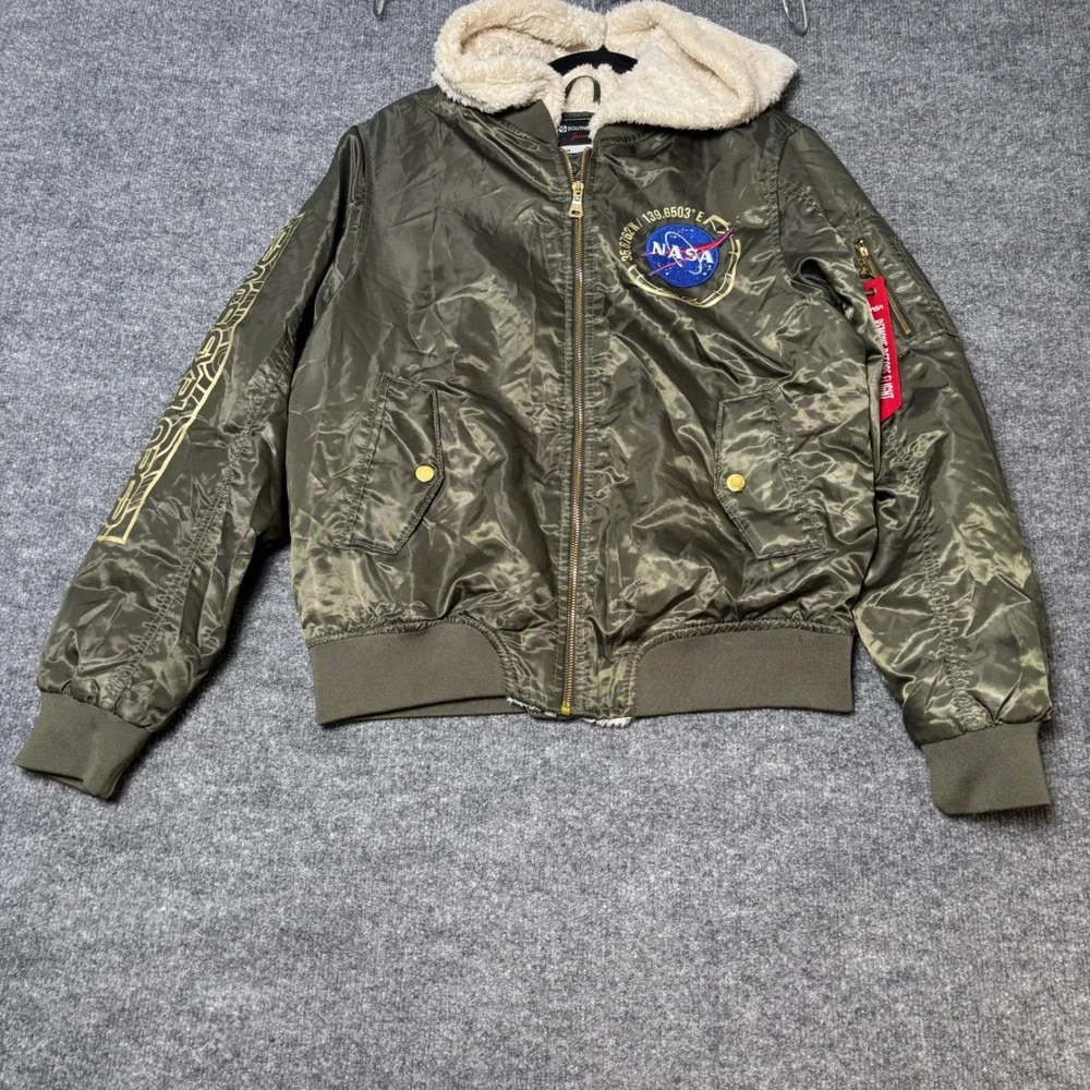 Southpole embark cosmic
