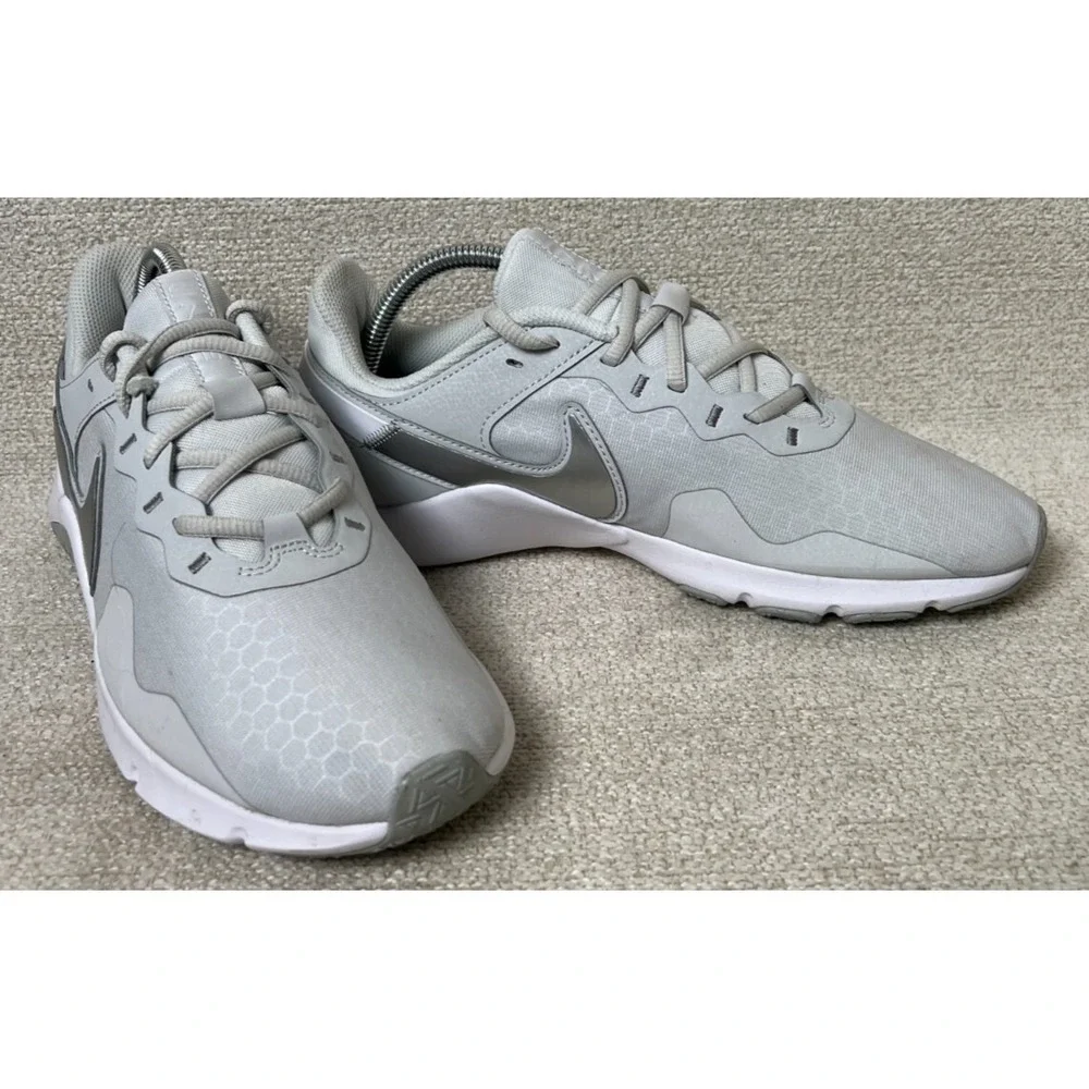 Nike shoes women
