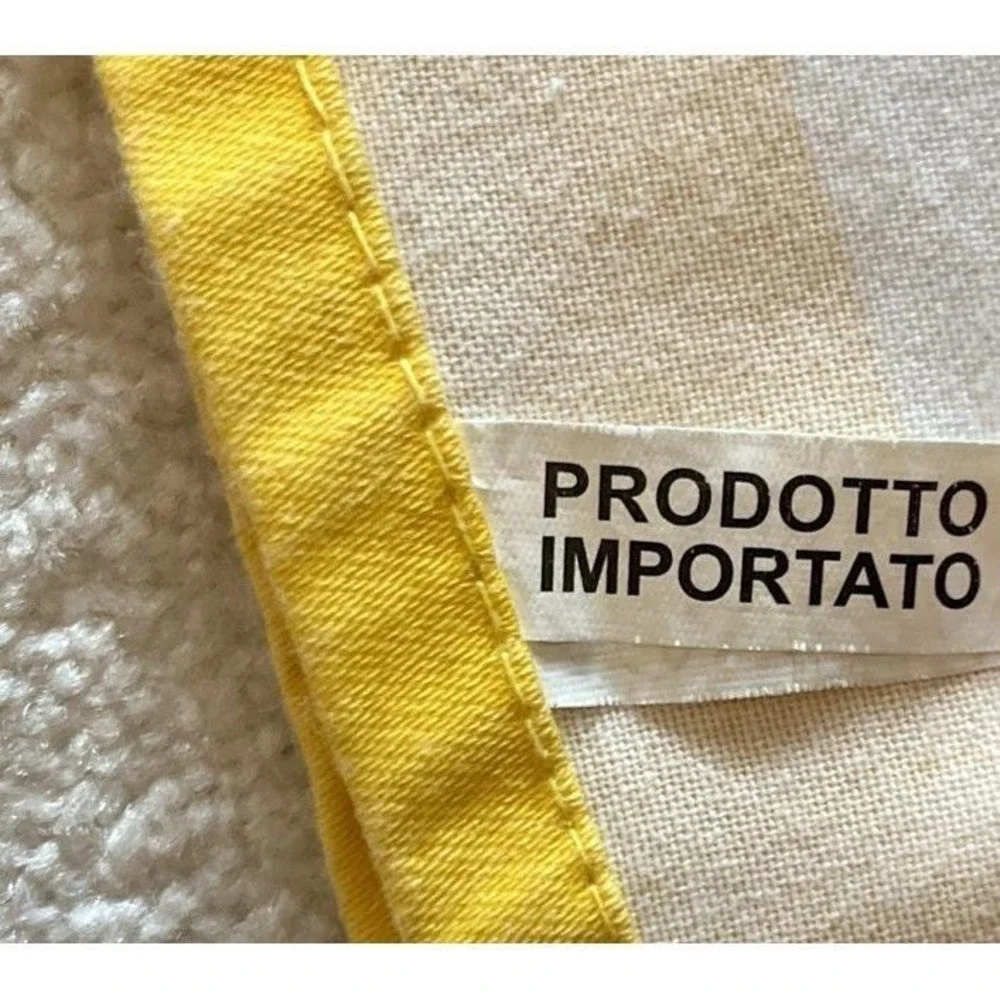 The Unbranded Brand used color