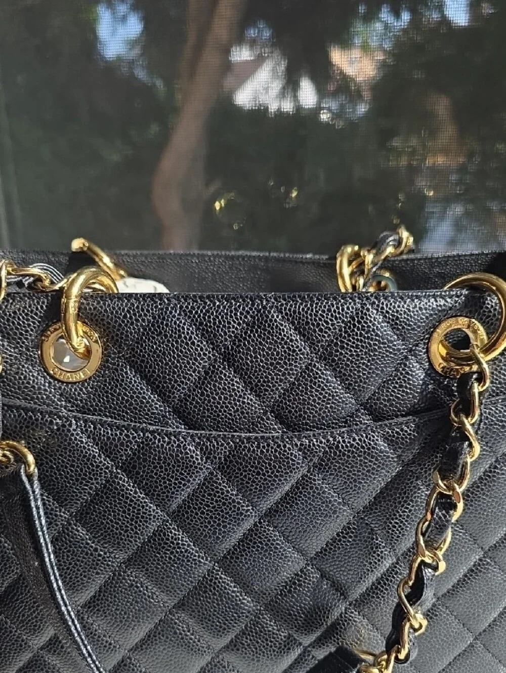 CHANEL iconic grand