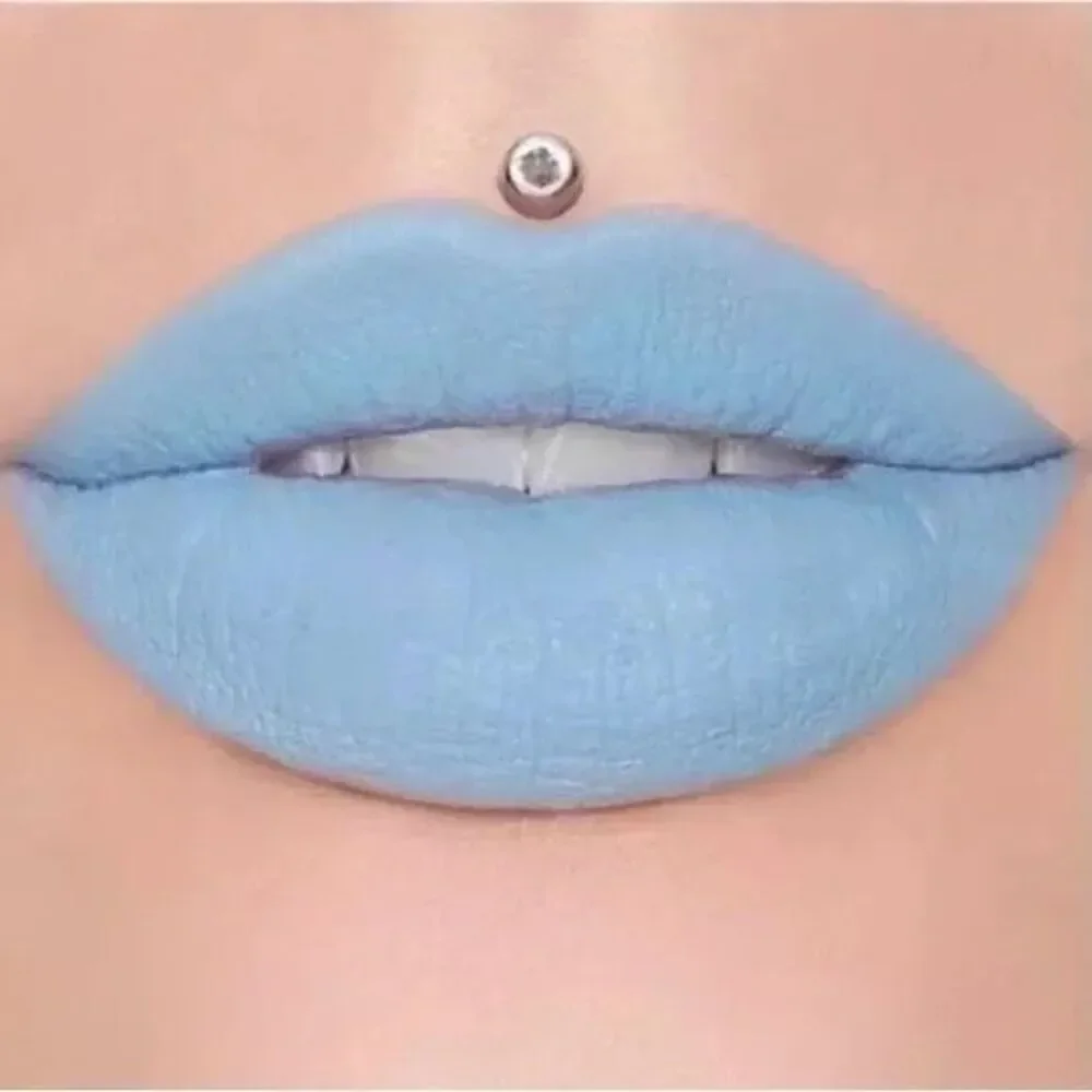 Jeffree Star Velvet Trap Lipstick in Jawbreaker