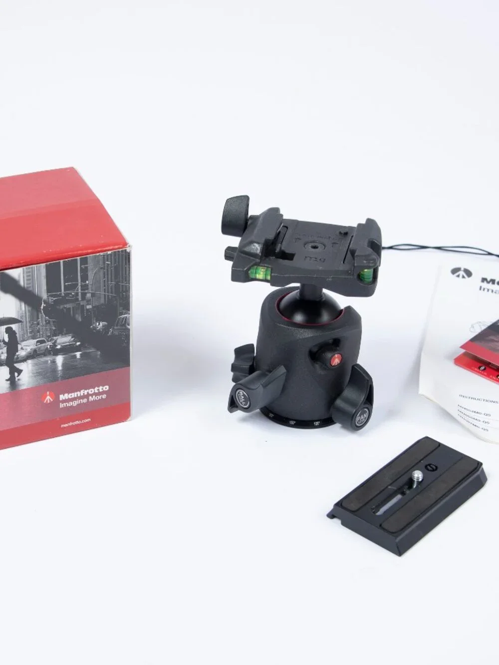 Manfrotto MH054M0-Q5 Magnesium Tripod Ball Head w/Q5 Quick Release
