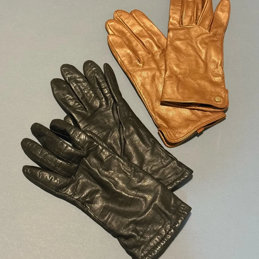 2 pairs of female Black and Brown Leather‎ Gloves, fits small and extra small