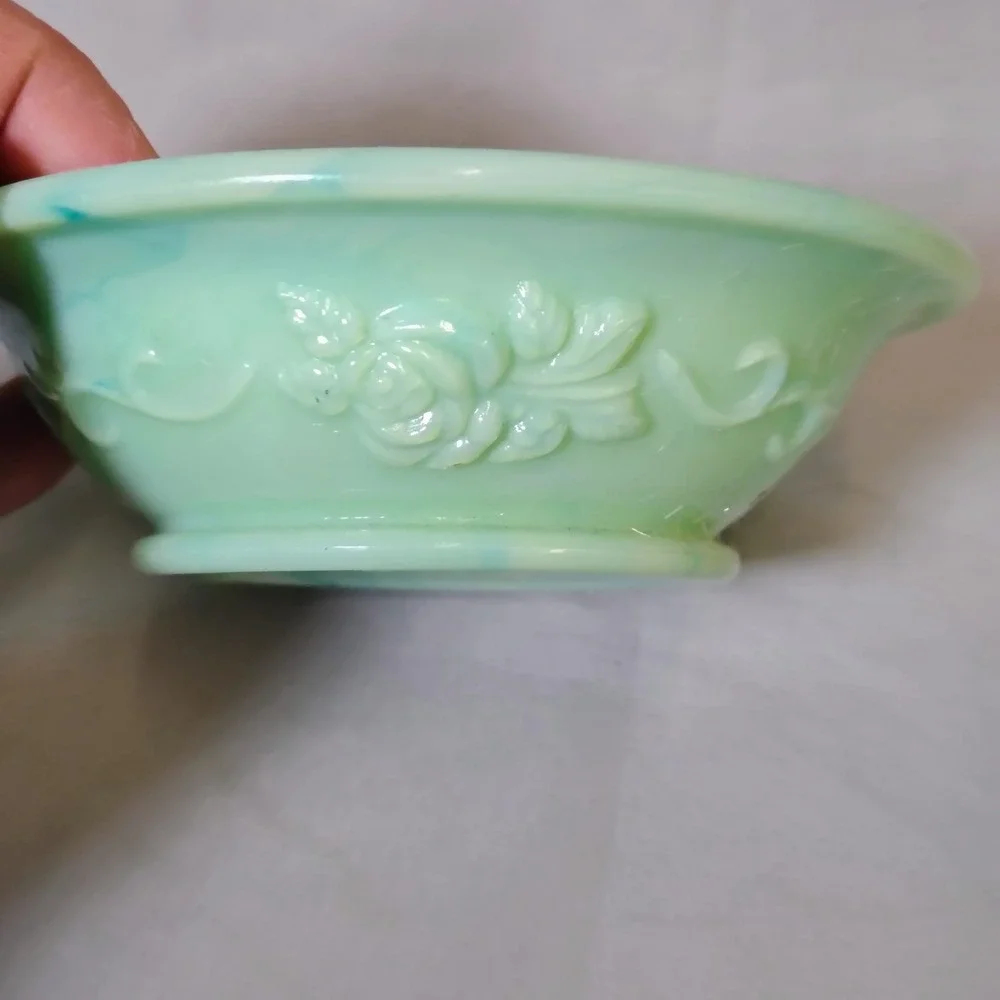 Avon preloved euc