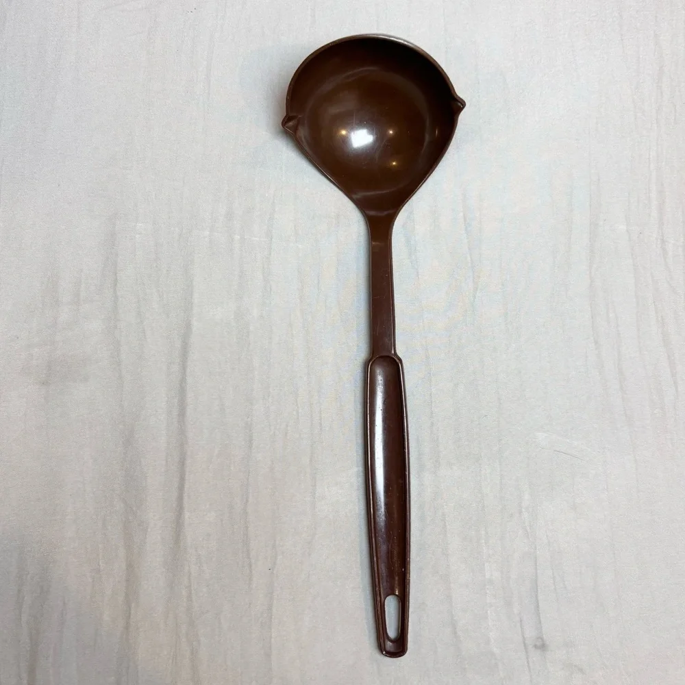 Vintage Ekco Nylon Soup Serving Ladle Brown 11‎ Inch