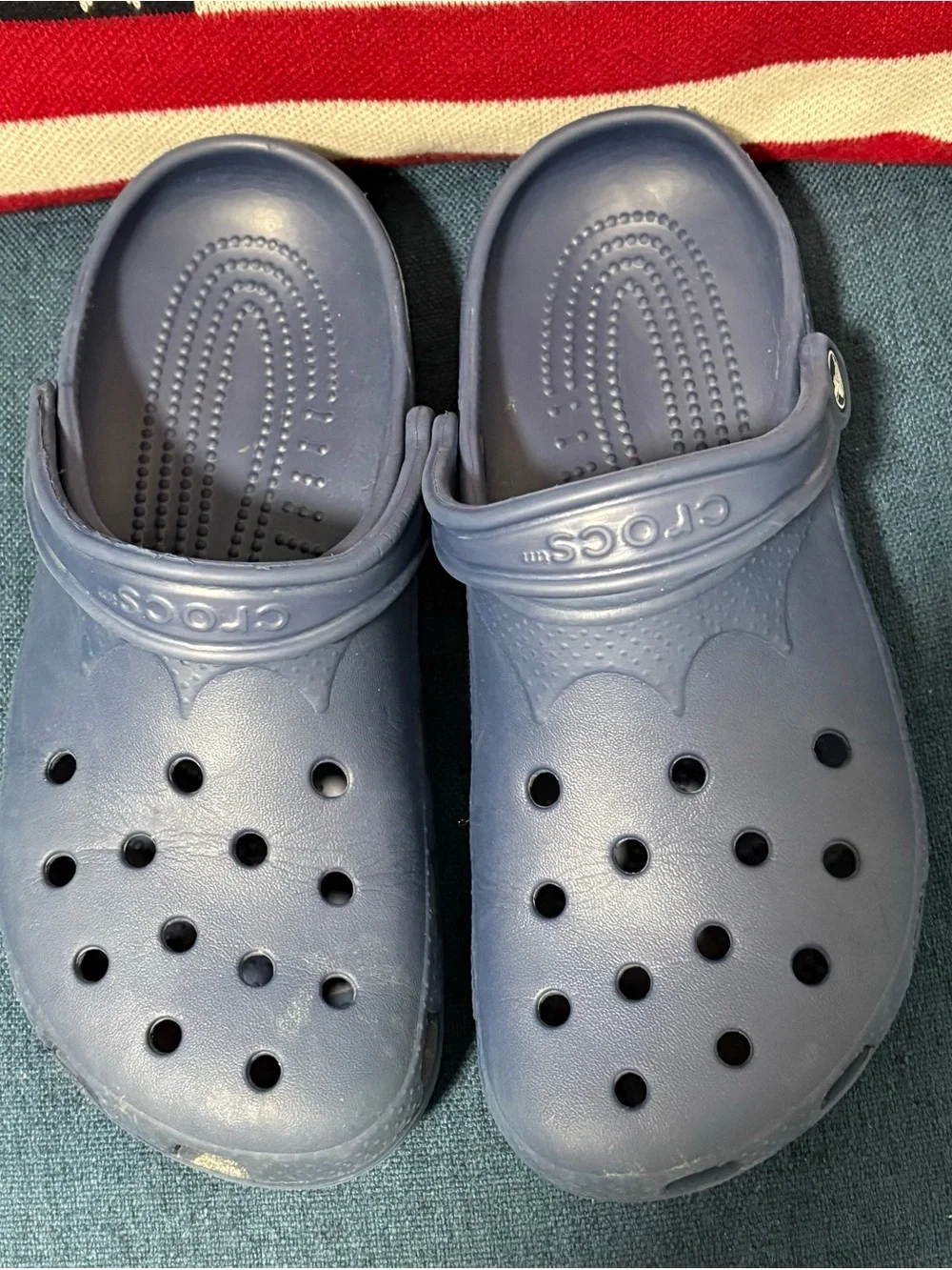 CROCS Classic Unisex Slip-On Clog in Navy