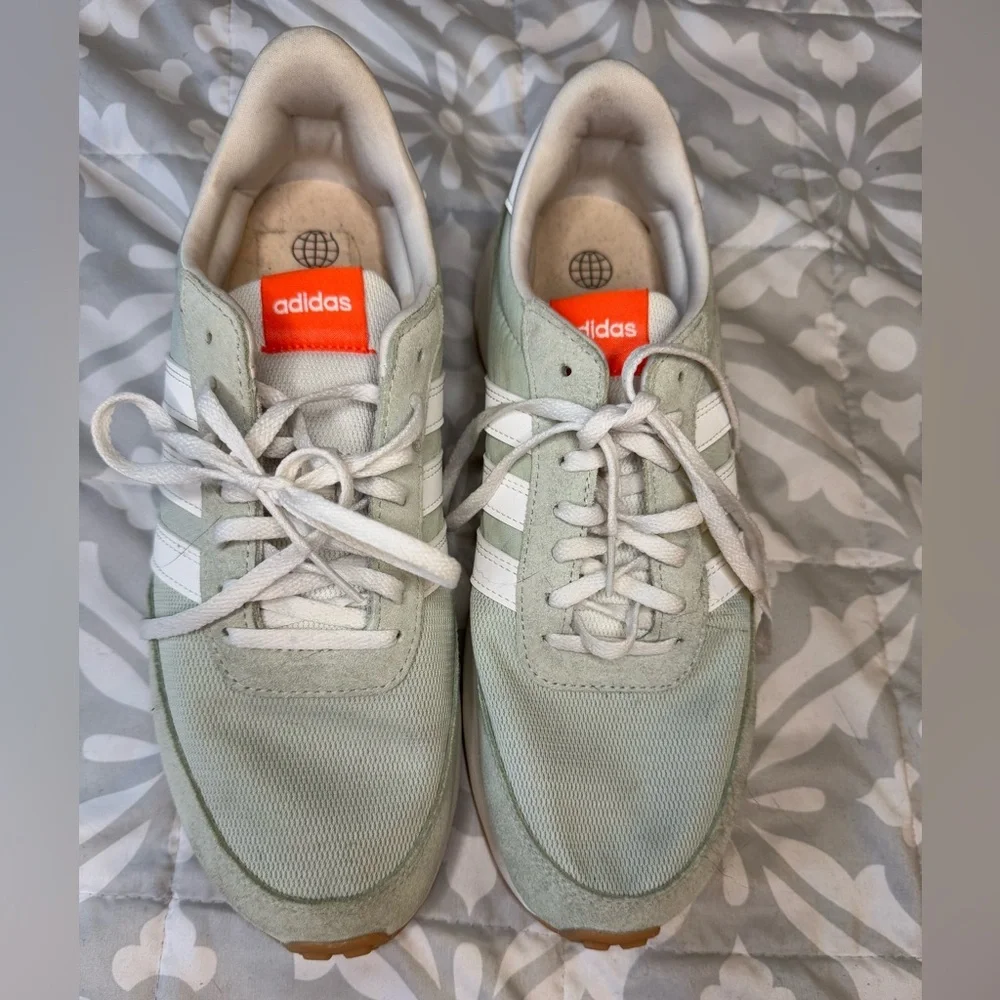 adidas stylish sneakers