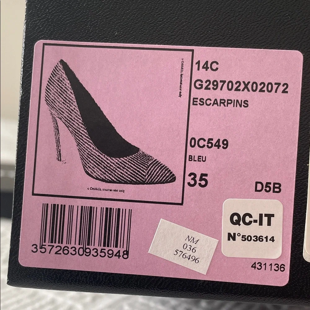 New CHANEL Blue and White Striped Heels pumps leather