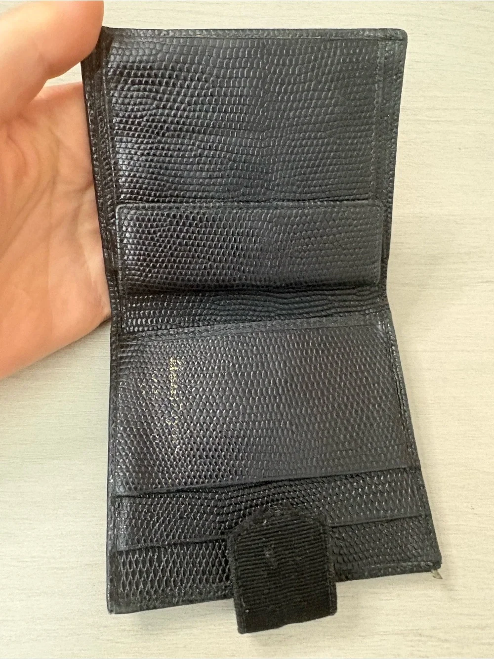 Salvatore Ferragamo compact tone