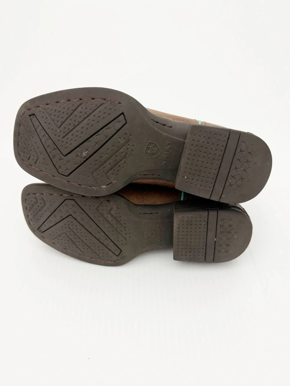 Ariat bright eyes