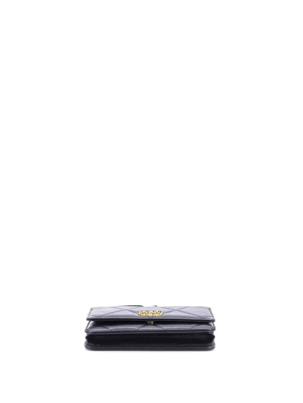 CHANEL elevate your