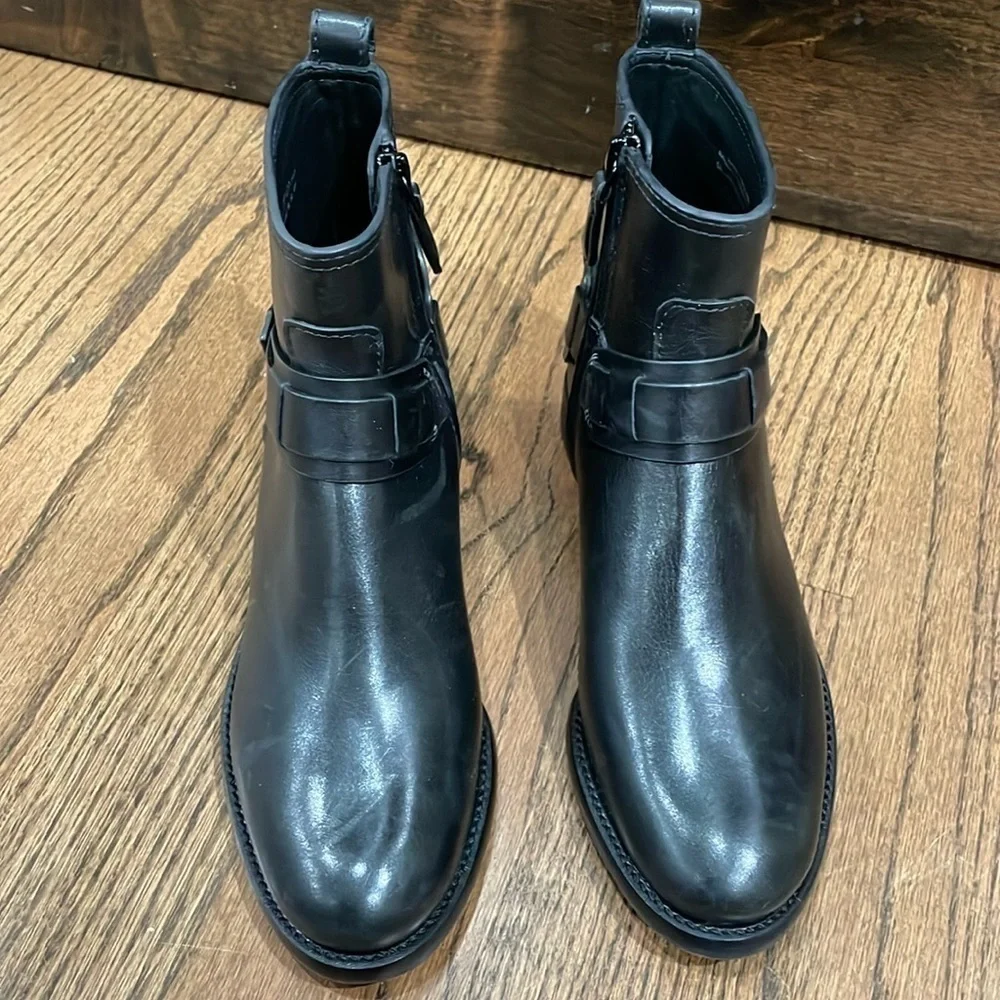 Tory Burch new without