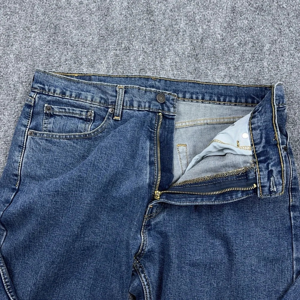 Levis excellent pre