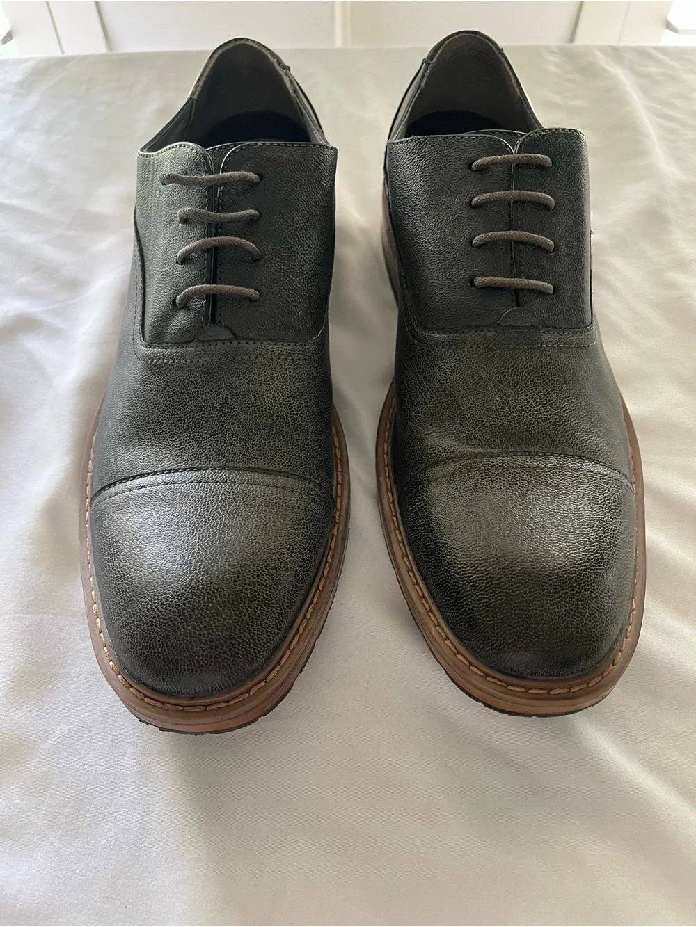 Perry Ellis elegant men