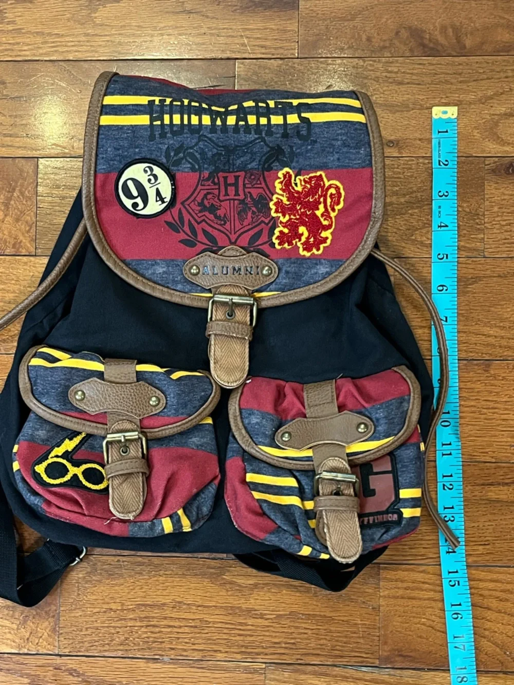 Bioworld Harry Potter Hogwarts Alumni Gryffindor Backpack