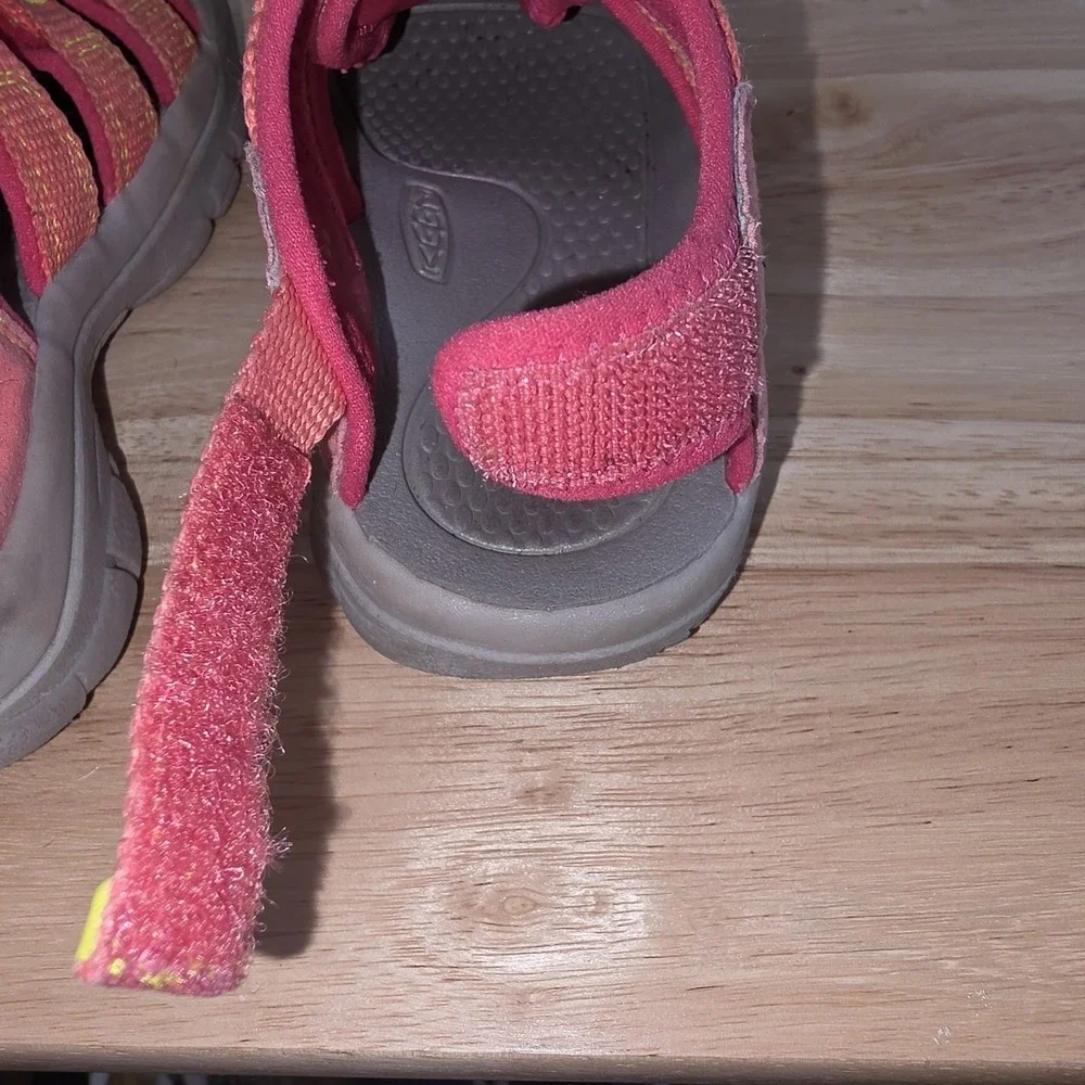 Keen size wore