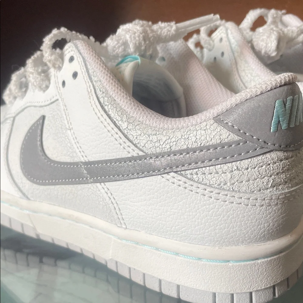 Nike never worn