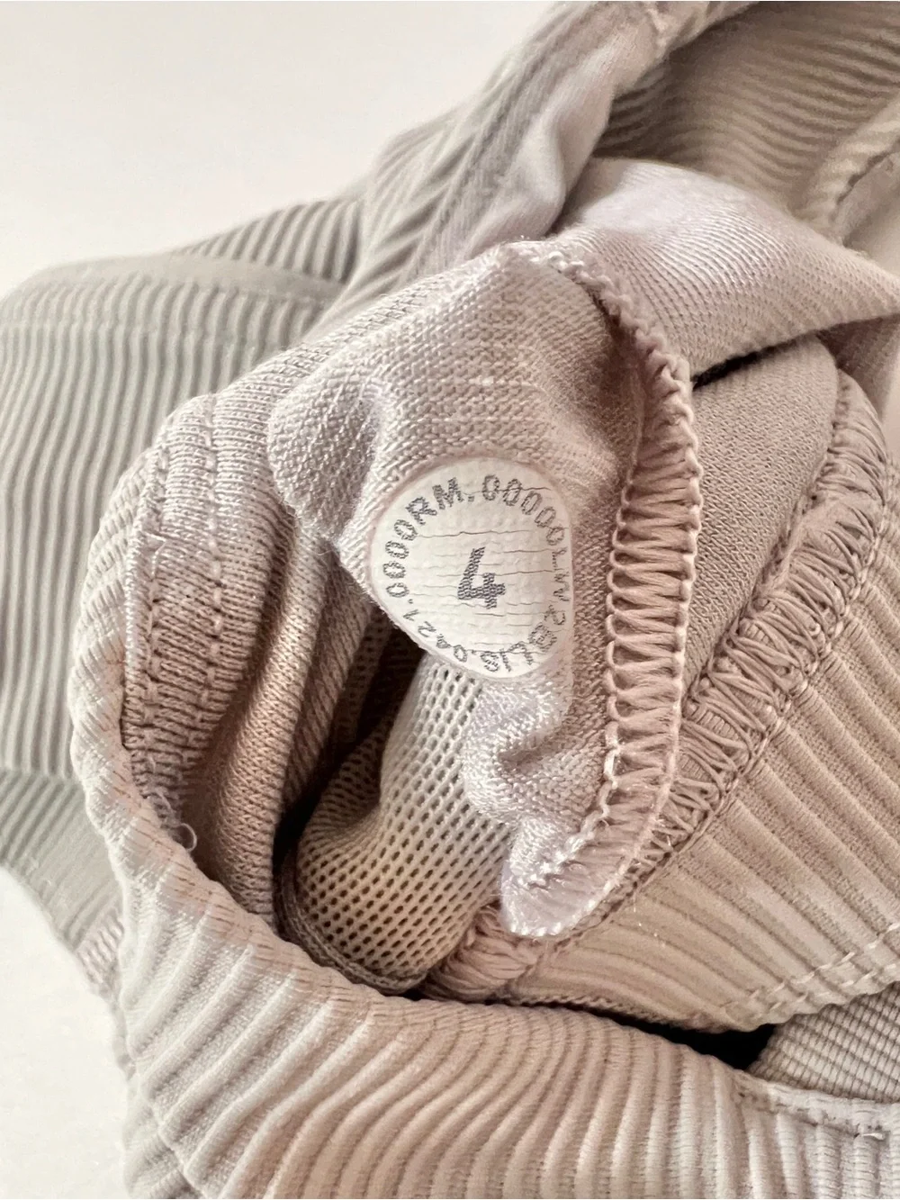lululemon athletica size color