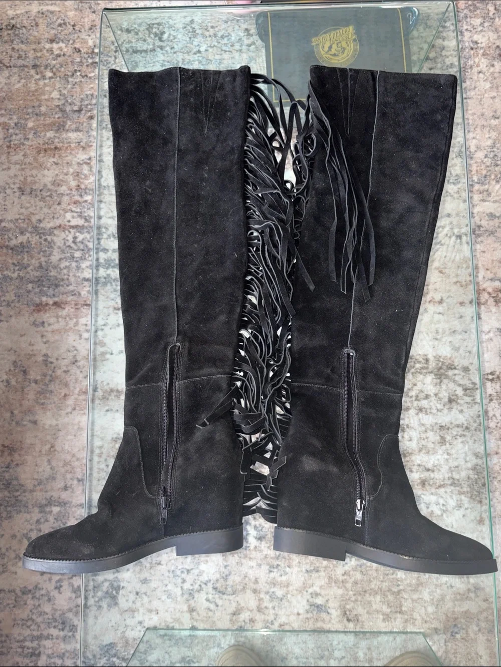 Ash stylish black