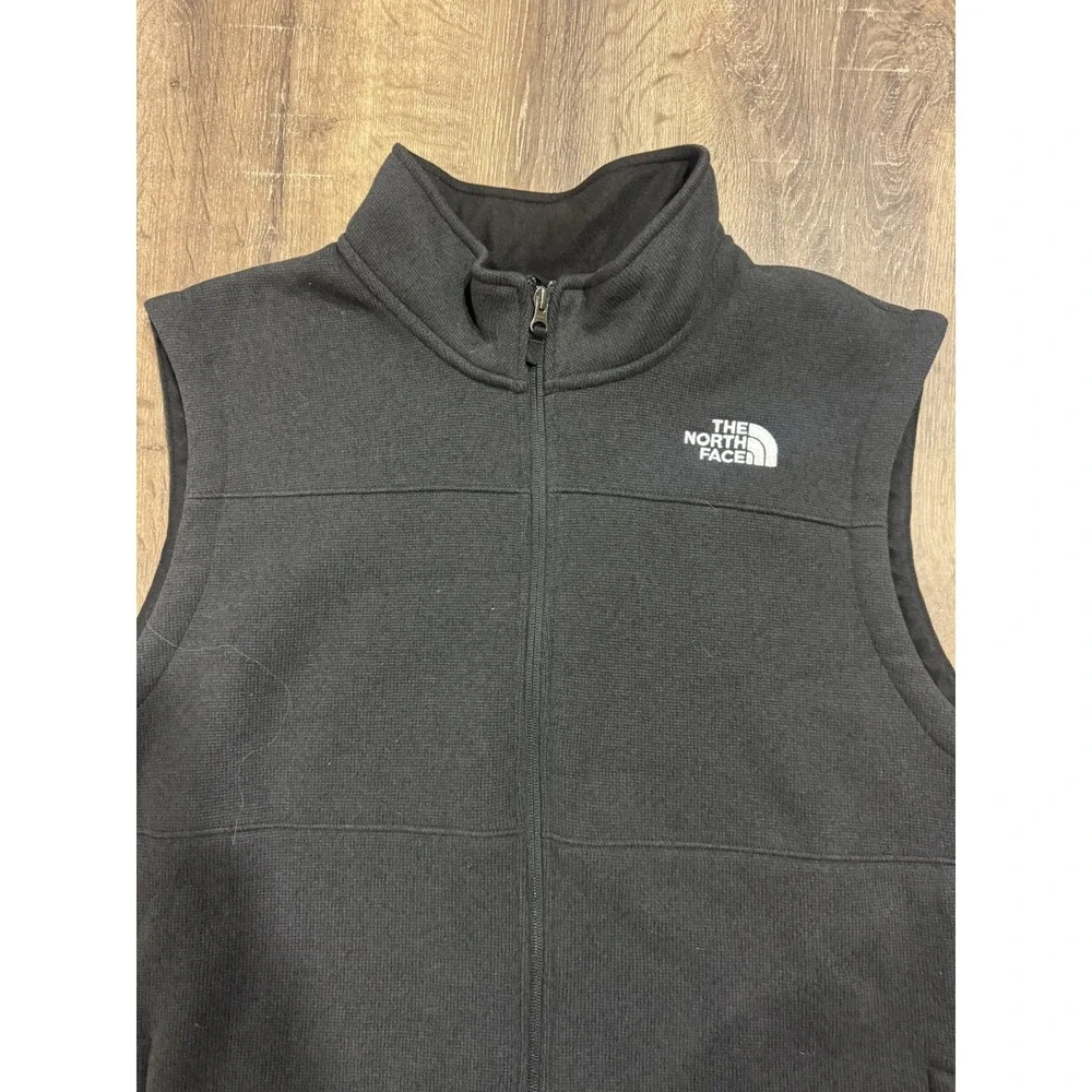 The North Face Mens Circular Design Fleece Vest Black XXL NF0A87RM Full Zip