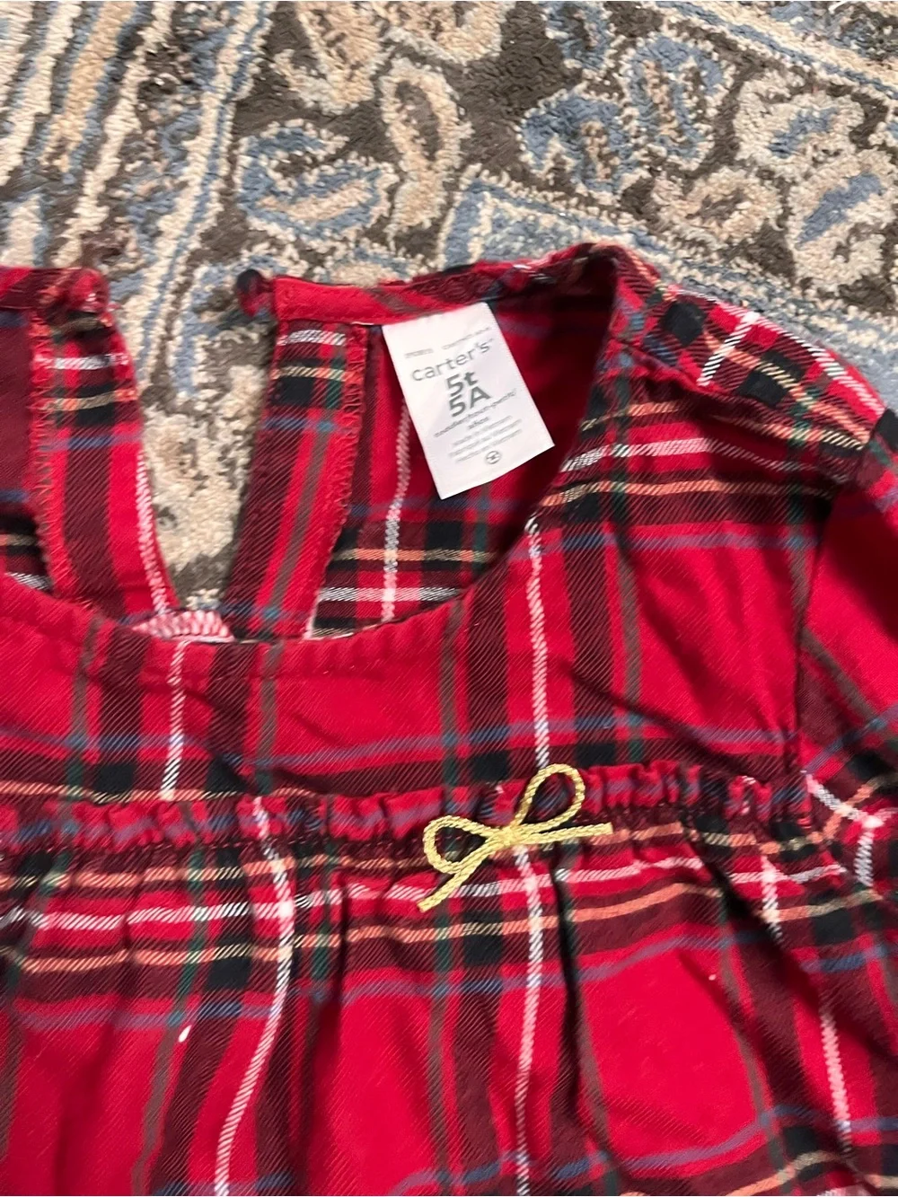 Carters carter red