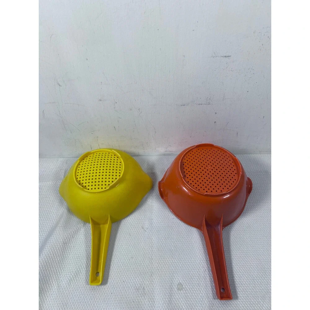 Tupperware long this strainers