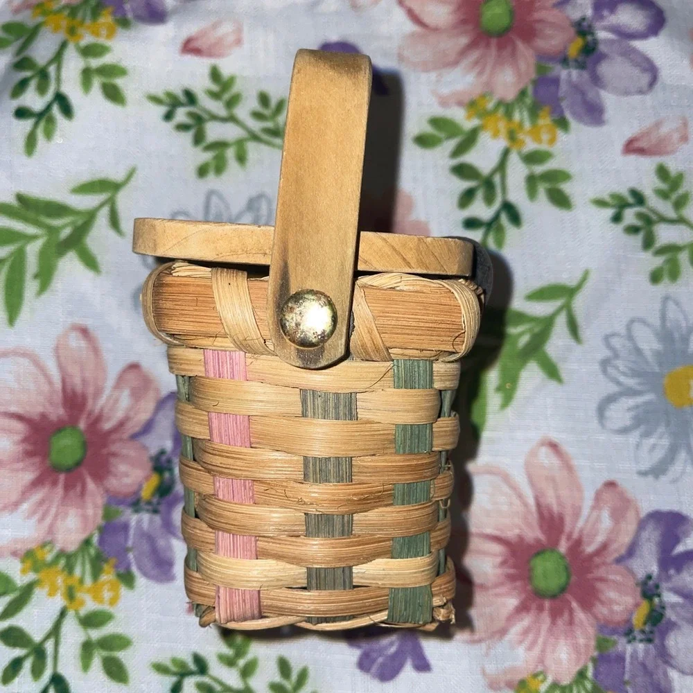 N/A handwoven miniature