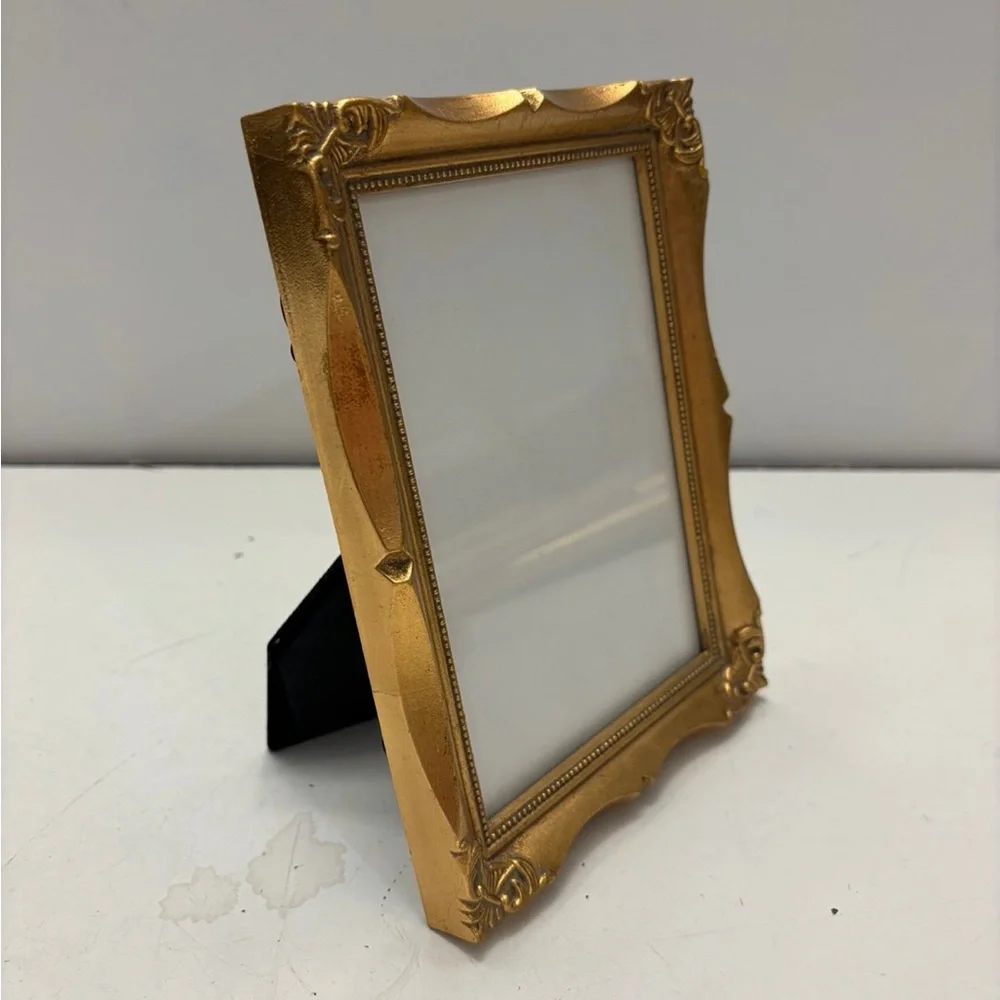 N/A 5” picture holds