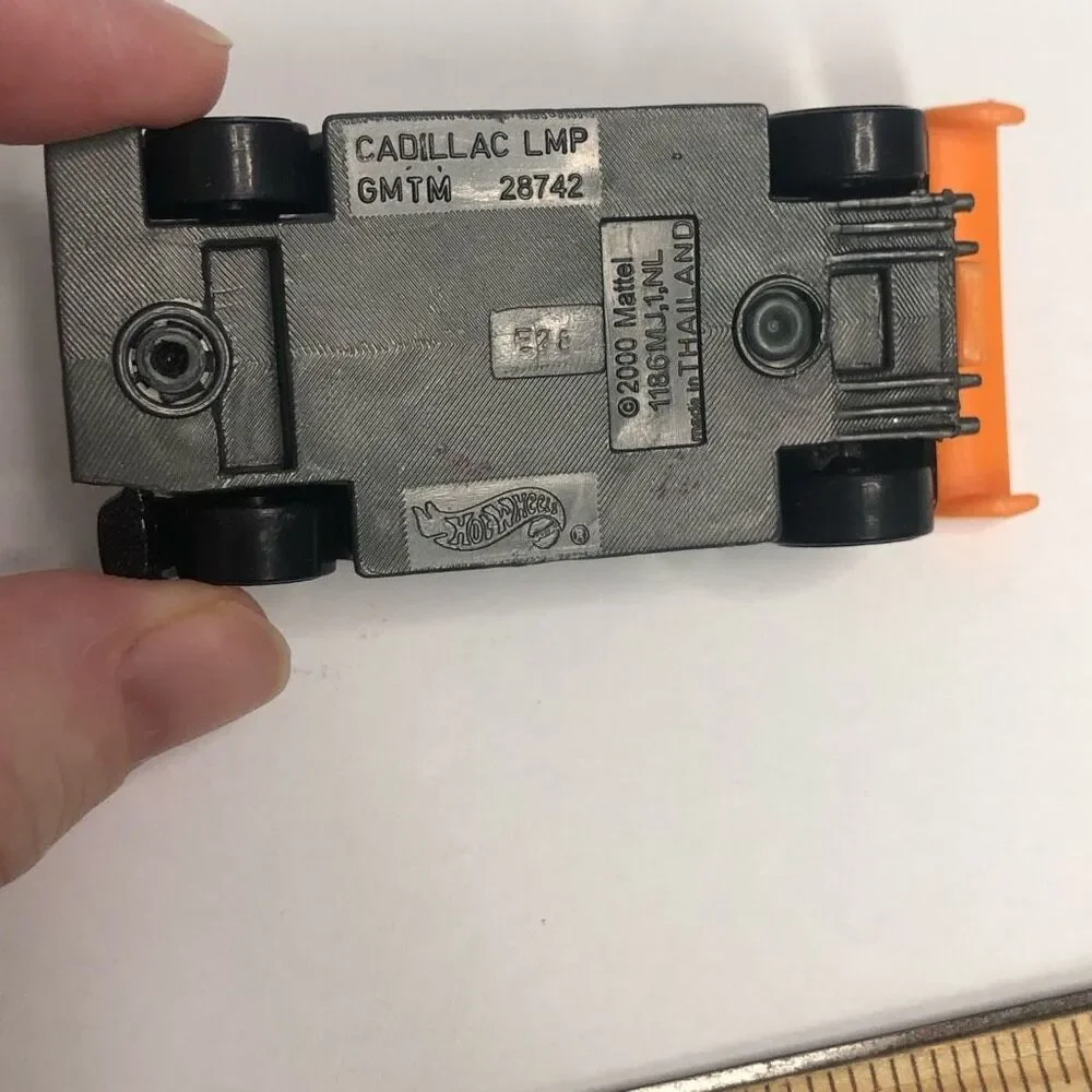 Hot Wheels 2000 hot