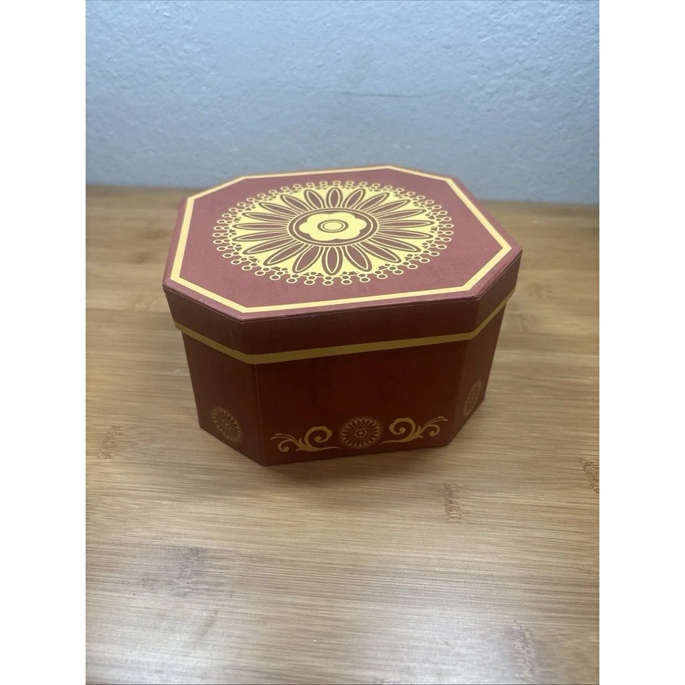 Gift‎ Box Set 5 Hexagonal Nesting Boxes By Broadway Basketeers
