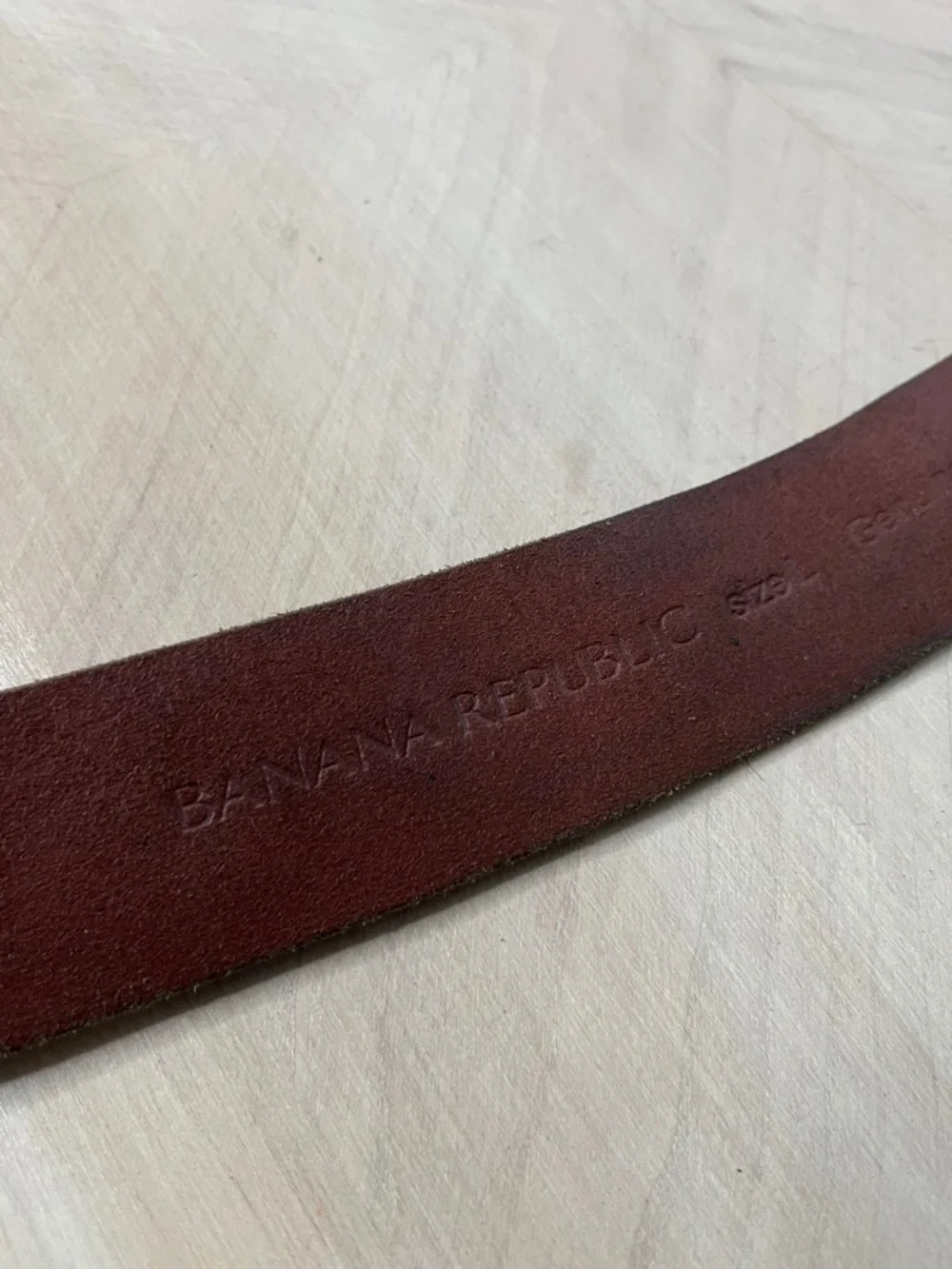 Banana Republic wear stylish belt