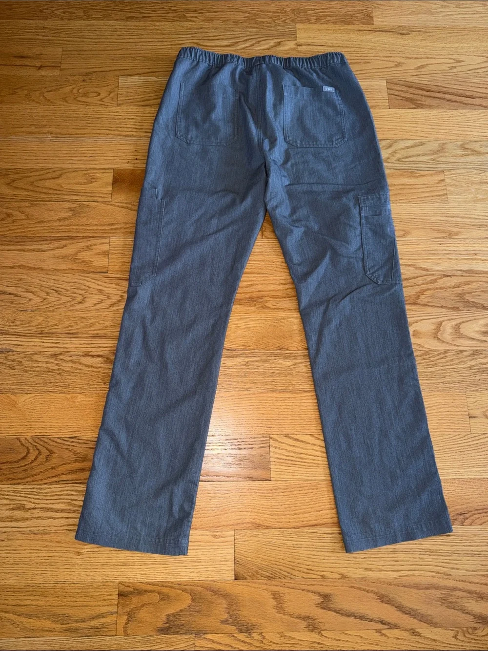 Figs grey scrub