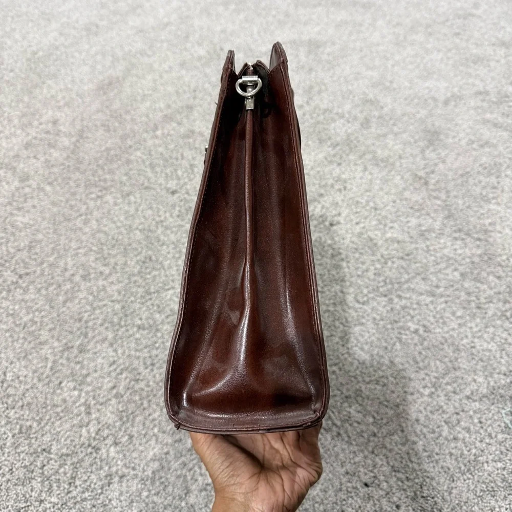 Marc Chantel long strap