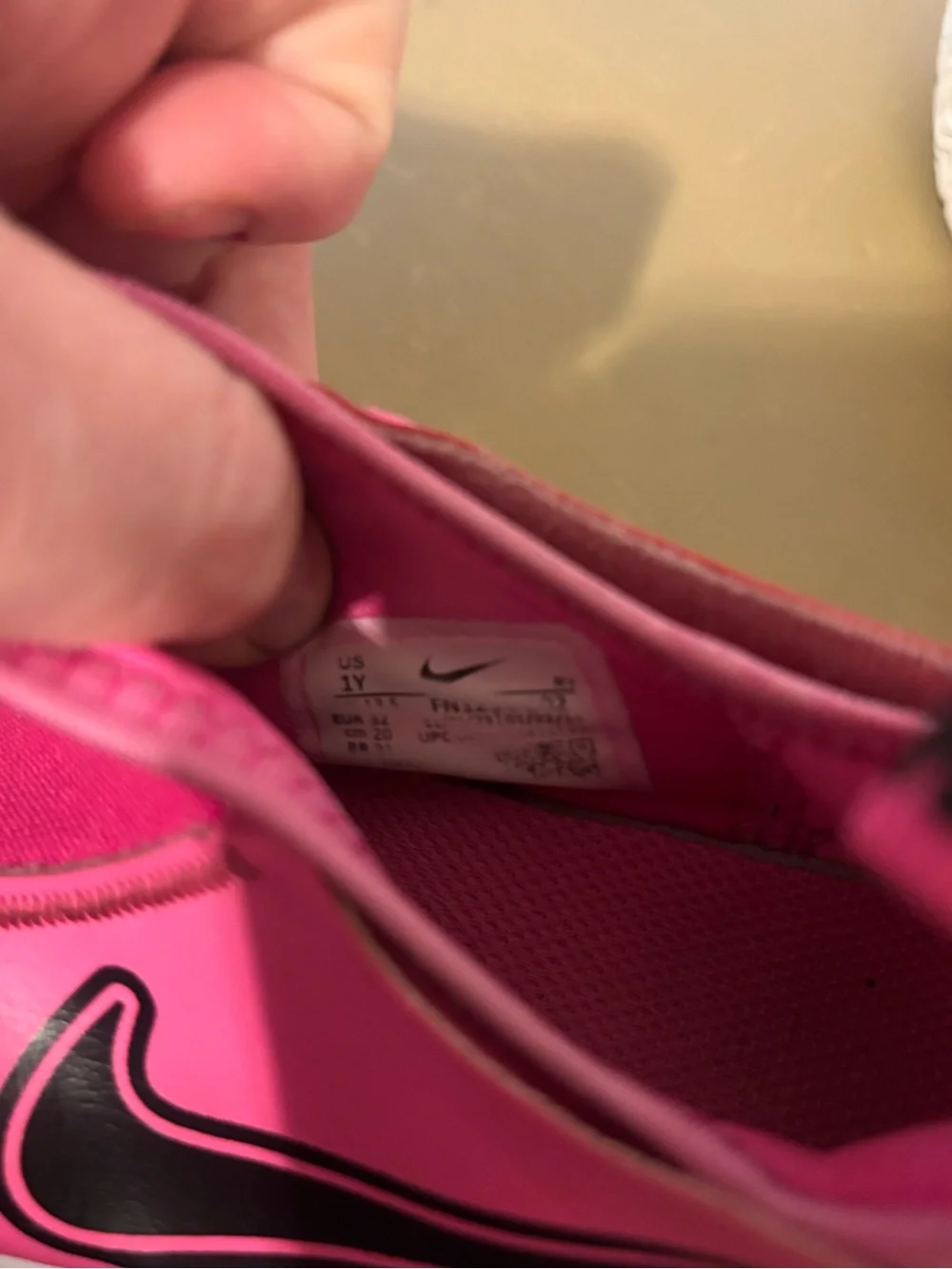Nike slip style