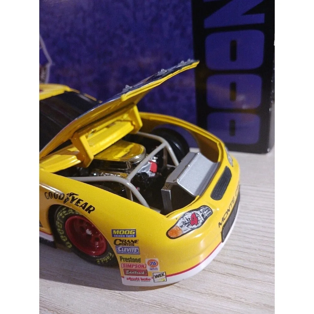 Action bobby hamilton