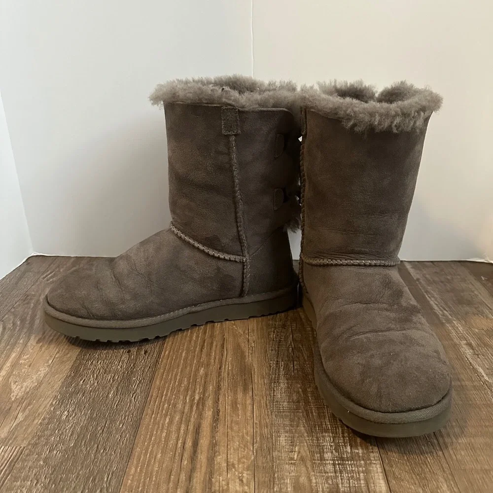 UGG‎ Australia Bailey Bow II Grey Suede Mid Calf Boots Womens Double Bows