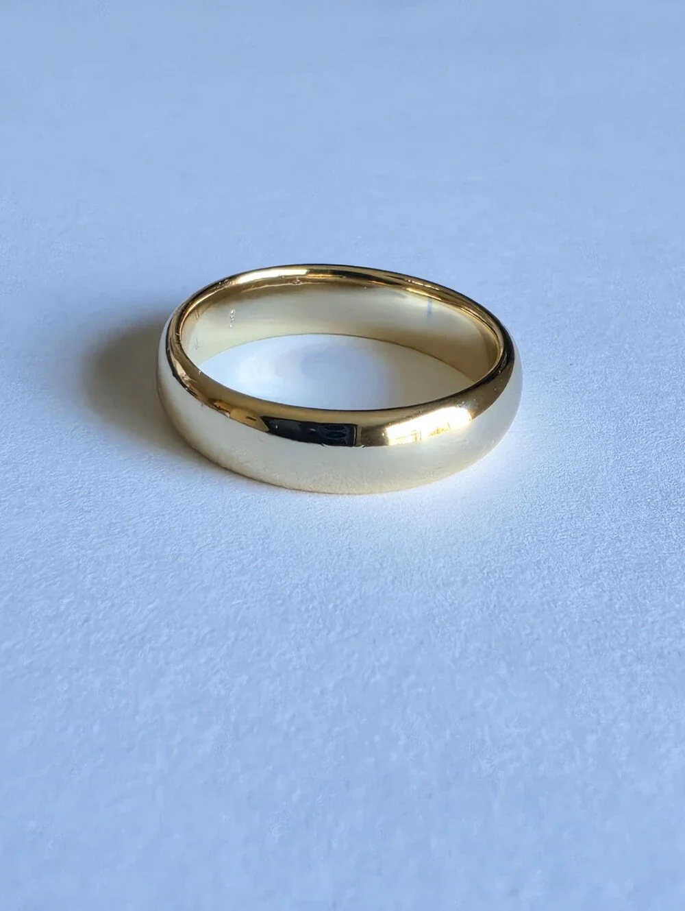 N/A elegant gold