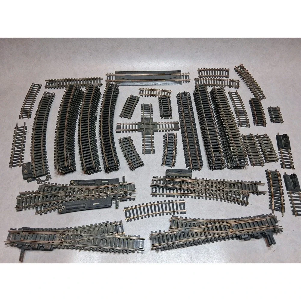 Vintage Lot Of 86 Pieces HO 1/87 Scale Train Brass Curved Straight Track Mixed