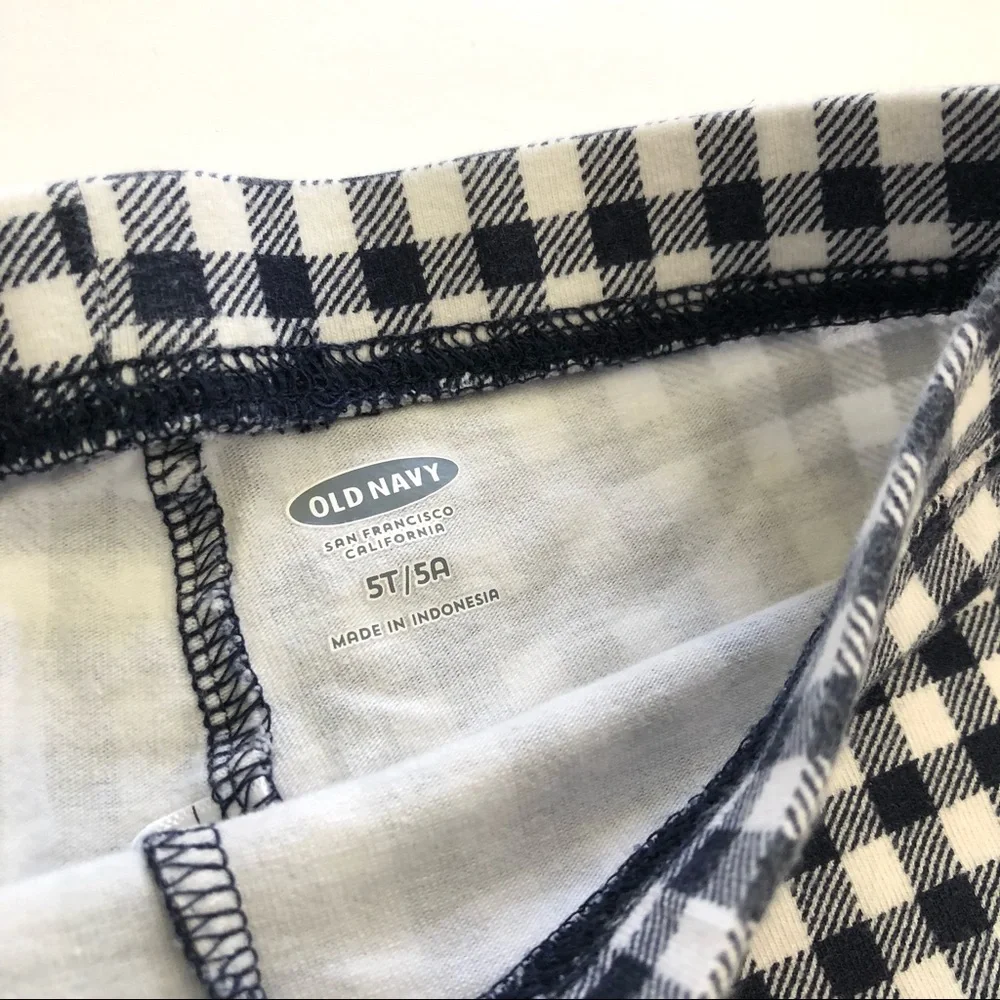 Old Navy available toddler