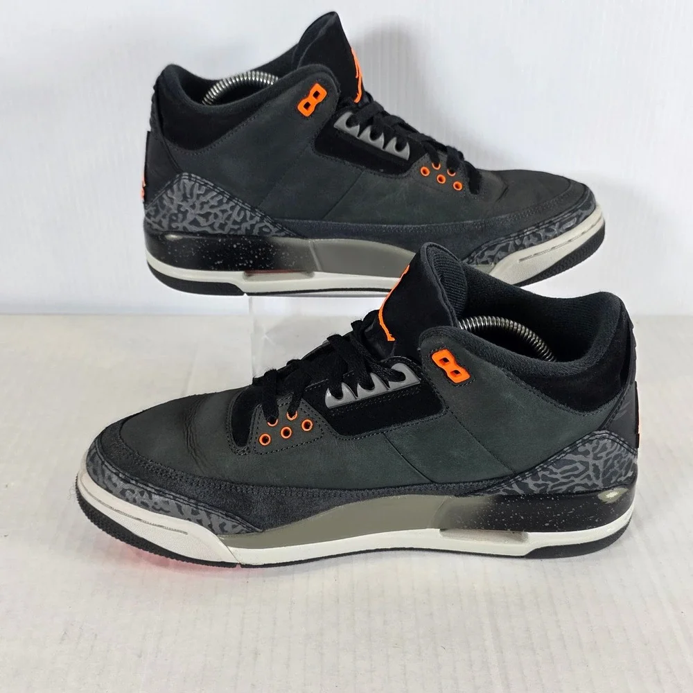 Nike Air Jordan 3 Retro Fear Pack Mens Size 10.5 Gray Black Orange CT8532-080